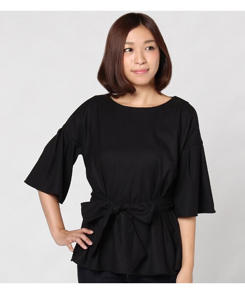 mysty woman（ミスティウーマン）の「ウエストギャザーフレアスリーブトップス（トップス・レディース・グレー/キャメル/ブラック）」の2枚目の写真