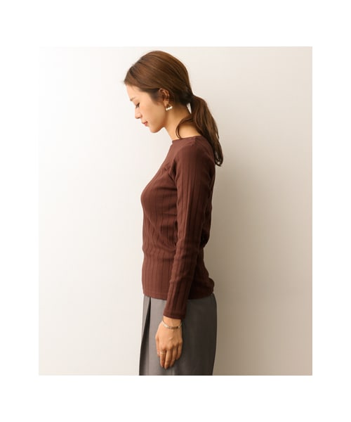 URBAN RESEARCH DOORS（アーバンリサーチドアーズ）の「針抜きフライス長袖Tシャツ（トップス・レディース・BROWN/OFF/KHAKI/BLACK・one）」の21枚目の写真