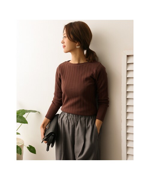 URBAN RESEARCH DOORS（アーバンリサーチドアーズ）の「針抜きフライス長袖Tシャツ（トップス・レディース・BROWN/OFF/KHAKI/BLACK・one）」の18枚目の写真