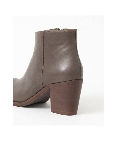 URBAN RESEARCH（アーバンリサーチ）の「FABIO RUSCONI ShortBoots（シューズ・レディース・TAUPE/NERO・36/37/38）」の12枚目の写真