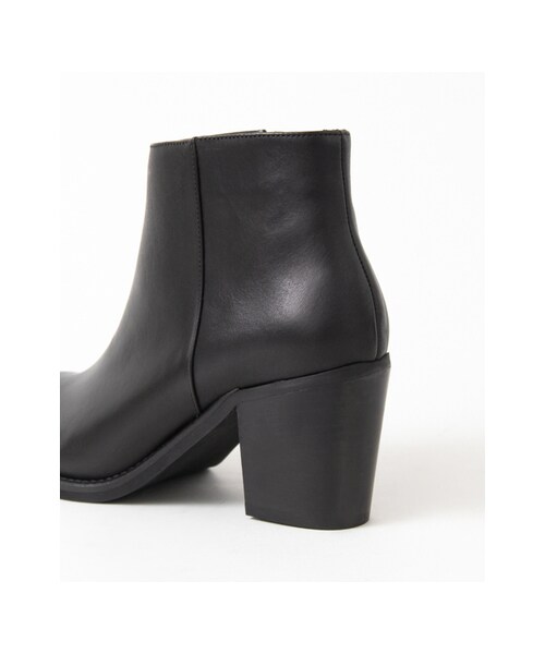 URBAN RESEARCH（アーバンリサーチ）の「FABIO RUSCONI ShortBoots（シューズ・レディース・TAUPE/NERO・36/37/38）」の11枚目の写真