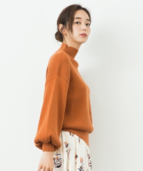 actuel（アクチュエル）の「ボトルネック袖ボリュームニット（ニット/セーター・レディース・オフホワイト/グレー/ネイビー/キャメル・FREE）」の13枚目の写真