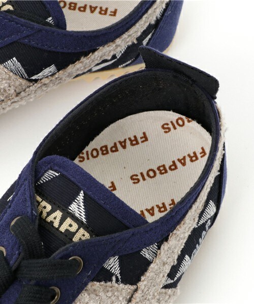 FRAPBOIS スニーカー　エンブロ　ジャガー　ブラック FRAPBOIS（フラボア）の「エンブロジャガー（スニーカー）」 - WEAR