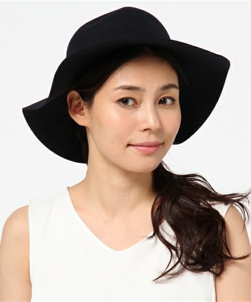 archives（アルシーヴ）の「フェルト女優帽（ハット・レディース・ブラック/ベージュ/ネイビー・MEDIUM）」の3枚目の写真