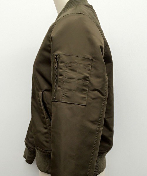 archives（アルシーヴ）の「【予約】MA-1裏ボア（ブルゾン・レディース・ブラック/グレー/カーキ・MEDIUM）」の5枚目の写真