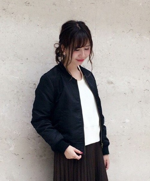 archives（アルシーヴ）の「【予約】MA-1裏ボア（ブルゾン・レディース・ブラック/グレー/カーキ・MEDIUM）」の2枚目の写真