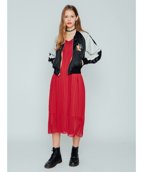 jouetie（ジュエティ）の「【WEB限定】スワロー刺繍スカジャン（ジャケット/アウター・レディース・ブラック/ベビーピンク）」の3枚目の写真