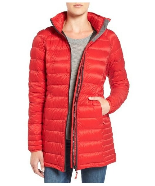 CANADA GOOSE(カナダグース)の「Canada Goose 'Brookvale' Hooded Quilted Down Coat(ジャケット/アウター・レディース・Gray/Red・Regular Large/Regular Medium/Regular Small/Regular X-Large/Regular X-Small)」の2枚目の写真