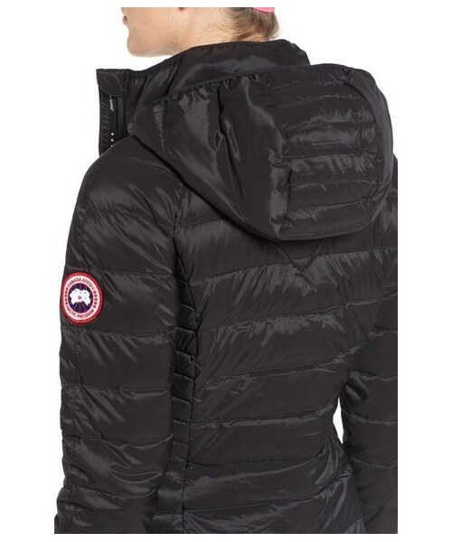 CANADA GOOSE(カナダグース)の「Canada Goose 'Brookvale' Hooded Quilted Down Coat(ジャケット/アウター・レディース・Gray/Red・Regular Large/Regular Medium/Regular Small/Regular X-Large/Regular X-Small)」の9枚目の写真