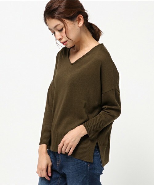 archives（アルシーヴ）の「12GゆるVネックプルオーバー（ニット/セーター・レディース・ベージュ/カーキ/ネイビー/ピンク・MEDIUM）」の3枚目の写真