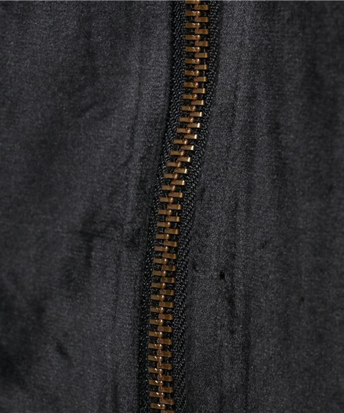 archives（アルシーヴ）の「ベロアMA-1ブルゾン（ブルゾン・レディース・ブラック/ワイン・MEDIUM）」の10枚目の写真