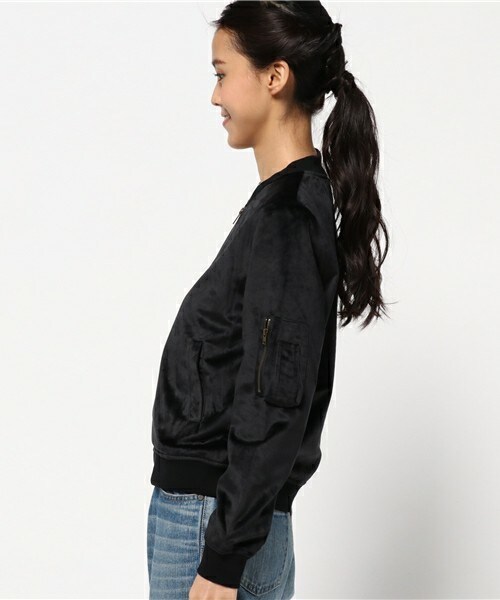 archives（アルシーヴ）の「ベロアMA-1ブルゾン（ブルゾン・レディース・ブラック/ワイン・MEDIUM）」の4枚目の写真