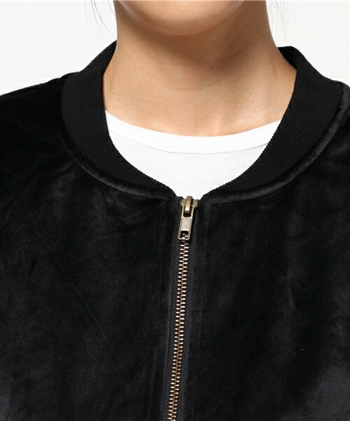 archives（アルシーヴ）の「ベロアMA-1ブルゾン（ブルゾン・レディース・ブラック/ワイン・MEDIUM）」の6枚目の写真