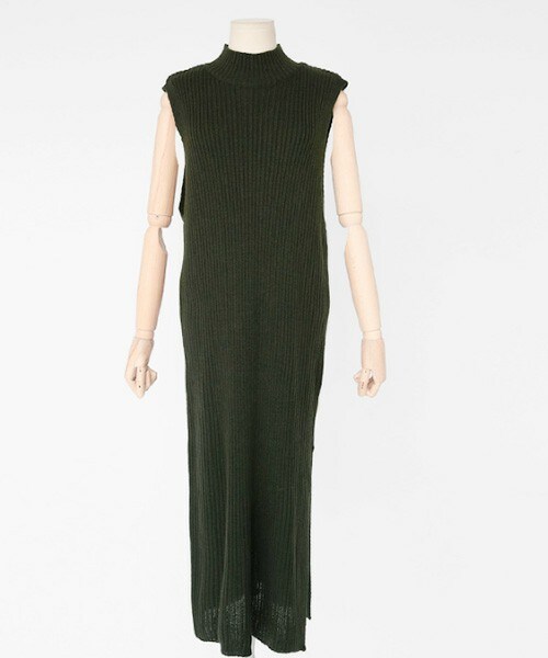 DHOLIC(ディーホリック)の「スリーブレスリブニットワンピース(ワンピース・レディース・ダークベージュ/カーキ/ブラック/ブラックグレー・FREE)」の4枚目の写真