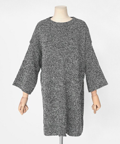 DHOLIC（ディーホリック）の「オーバーシルエットニットワンピース（ワンピース・レディース・ディープスカイブルー/ブラックトーン/ベージュ・FREE）」の2枚目の写真