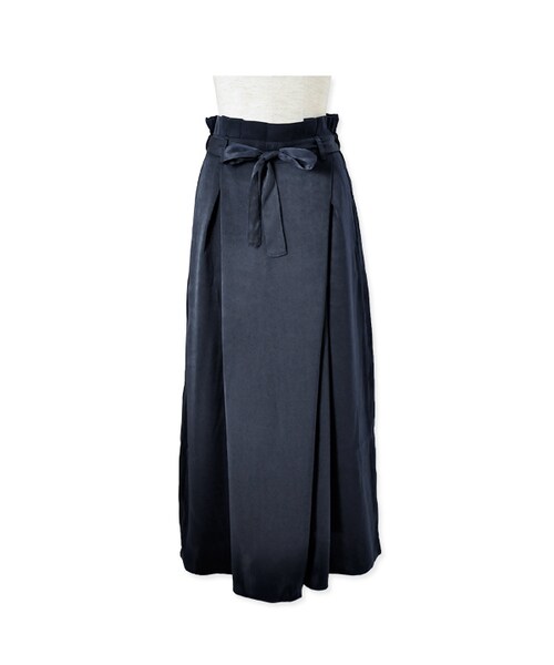 flower（フラワー）の「flowing tuck pants2 ～ﾌﾛｰｲﾝｸﾞﾀｯｸﾊﾟﾝﾂ（その他パンツ・レディース・beige/navy・FREE）」の2枚目の写真