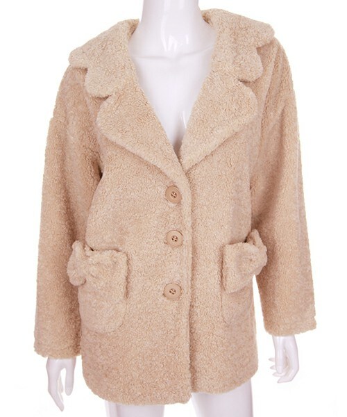 Bobon21（ボボンニジュウイチ）の「リボンポケットふわもこ萌えコート（その他アウター・レディース・ミルクホワイト/ココアブラウン/ロマンチックピンク・S/M）」の2枚目の写真