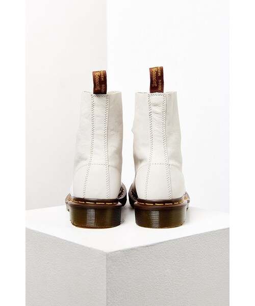 Dr. Martens（ドクターマーチン）の「Dr. Martens Pascal Virginia 8-Eye Boot（ブーツ・レディース・White・6/7/8/9/10）」の7枚目の写真