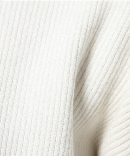 archives（アルシーヴ）の「袖ボリュームニットプルオーバー（ニット/セーター・レディース・オフホワイト/ブラック/ピンク・MEDIUM）」の10枚目の写真