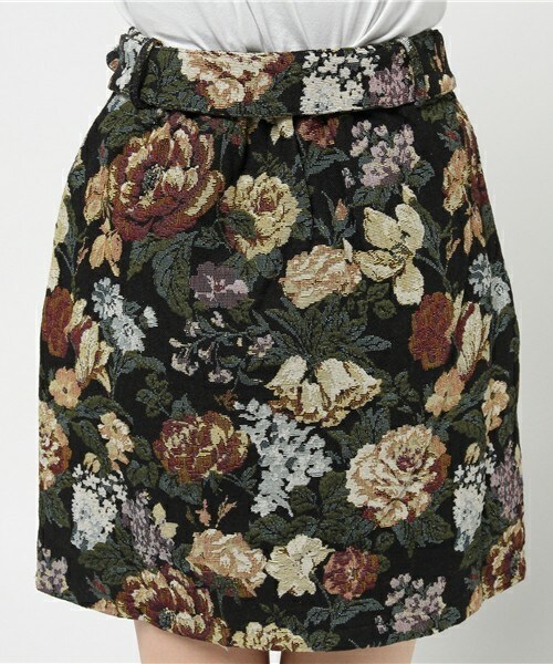 archives（アルシーヴ）の「ゴブラン花柄台形スカート（スカート・レディース・ブラック/レッド/オレンジ・MEDIUM）」の8枚目の写真