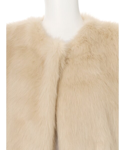 EMODA（エモダ）の「BOX FAKE FUR VEST（トップス・レディース・ブラック/ベージュ/ライトミックス・F）」の7枚目の写真