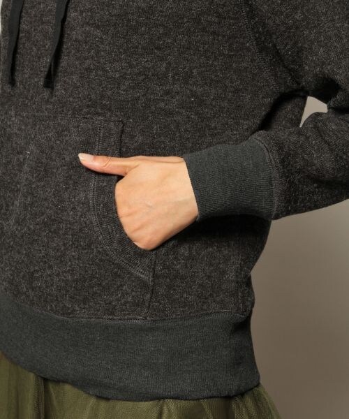 BLISS POINT(ブリスポイント)の「ボンディングパーカー(トップス・チャコールグレー/カーキ・FREE SIZE)」の9枚目の写真