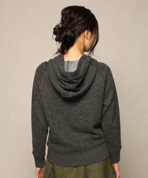 BLISS POINT(ブリスポイント)の「ボンディングパーカー(トップス・チャコールグレー/カーキ・FREE SIZE)」の5枚目の写真