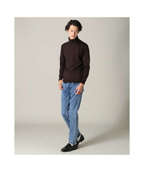 EDIFICE（エディフィス）の「16ゲージタートルネックニット（トップス・ブラック/グレー/ホワイト/ブラウン/キャメル/グリーン/ネイビー/サックスブルー・S/M/L）」の12枚目の写真