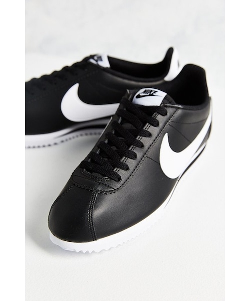 NIKE（ナイキ）の「Nike Classic Cortez Sneaker（スニーカー・レディース・Black/White・5/6/6.5/7/7.5/8/8.5/9/9.5/10）」の6枚目の写真