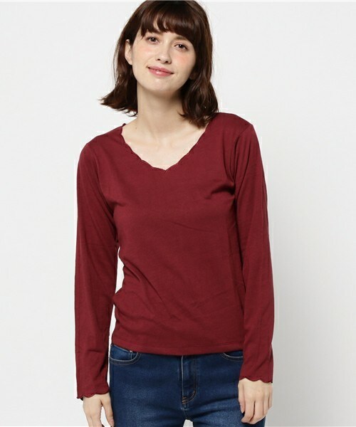 archives(アルシーヴ)の「スカラップVネックプルオーバー(Tシャツ/カットソー・レディース・オフホワイト/ブラック/グレー/ワイン・MEDIUM)」の4枚目の写真
