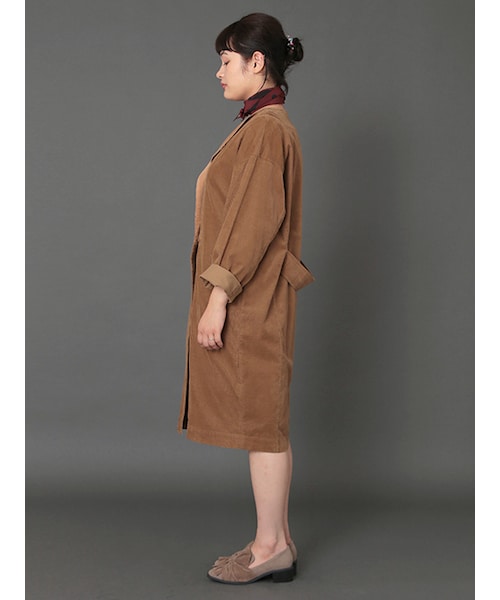 w closet（ダブルクローゼット）の「コーデュロイノーカラーコート（ジャケット/アウター・レディース・グレージュ/Dベージュ/チャコール・FREE）」の5枚目の写真