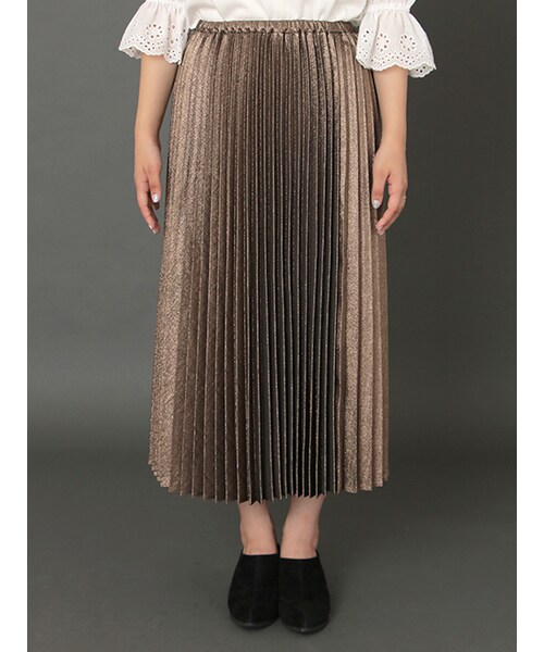 w closet(ダブルクローゼット)の「メタリックプリーツスカート(スカート・レディース・シルバー/ブロンズ/ブラック・FREE)」の4枚目の写真