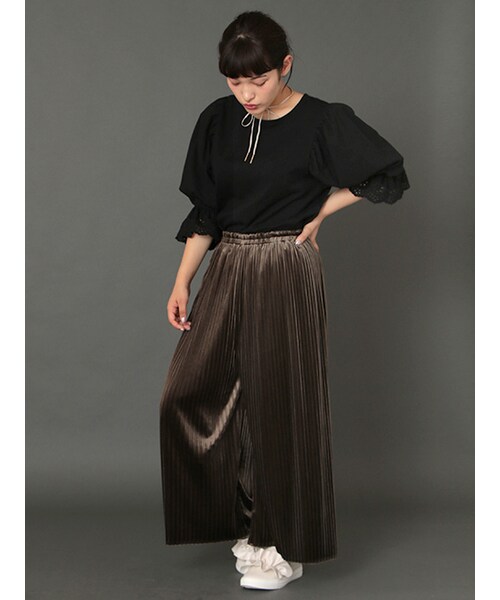 w closet(ダブルクローゼット)の「スワトー刺繍入りプルオーバー(トップス・レディース・オフホワイト/カーキ/ブラウン/ブラック・FREE)」の11枚目の写真