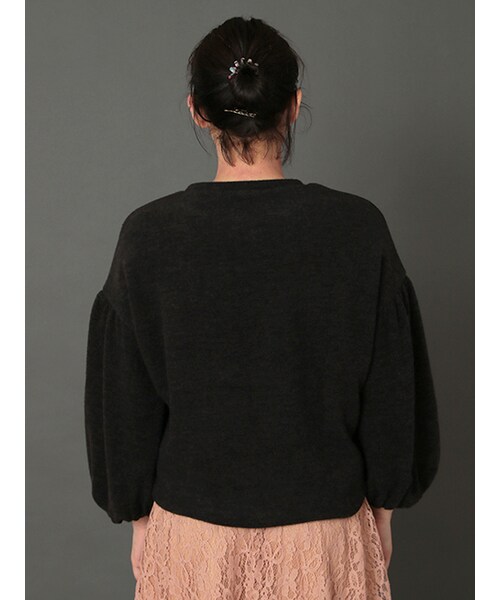 w closet（ダブルクローゼット）の「バルーンスリーブプルオーバー（トップス・レディース・オフホワイト/Sグレー/レンガ/ブラック・FREE）」の7枚目の写真