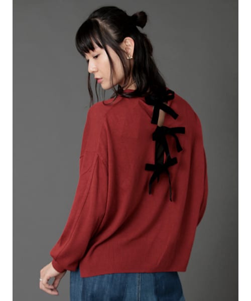w closet（ダブルクローゼット）の「12Gバックリボンニット（トップス・レディース・ベージュ/レッド/ブラック・FREE）」の4枚目の写真