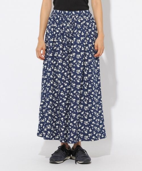 niko and...（ニコアンド）の「ichi インディゴ花パンツ（パンツ・ネイビー・F）」の3枚目の写真