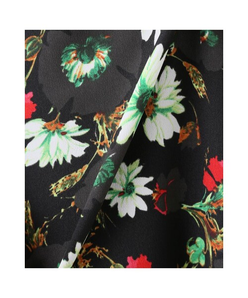 JOURNAL STANDARD（ジャーナルスタンダード）の「フラワープリントワンピース（ワンピース/ドレス・ブラック/グレーA・フリー）」の15枚目の写真