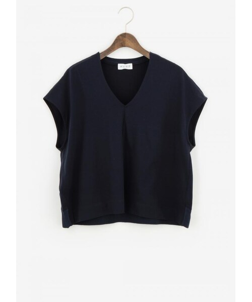 PLST（プラステ）の「レーヨンストレッチVネック半袖カットソー（カットソー・レディース・050 ﾌﾞﾗｯｸ/100 ｵﾌﾎﾜｲﾄ/261 ｺｰﾗﾙ/890 ﾀﾞｰｸﾈｲﾋﾞｰ・M）」の4枚目の写真