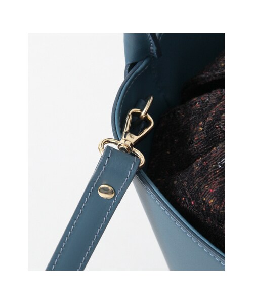 URBAN RESEARCH（アーバンリサーチ）の「BEVINI LeatherBucketBag（バッグ・レディース・NERO/L129 BLUE・-）」の9枚目の写真