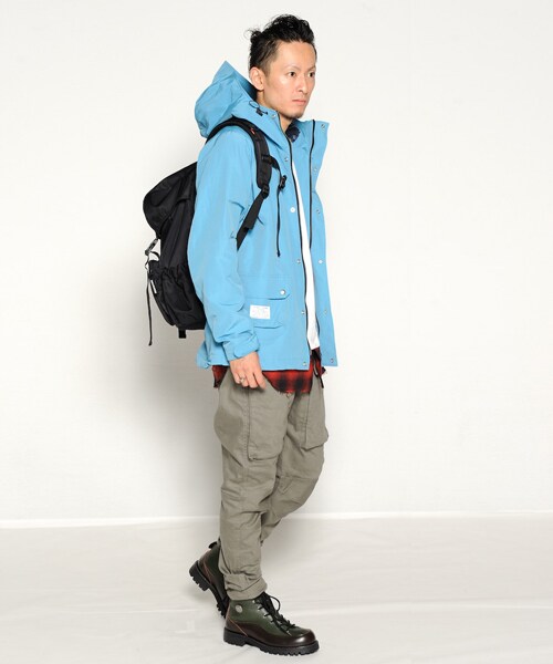 VIRGOwearworks（ヴァルゴウェアワークス）の「CLASSIC NYLON MOUNTAIN PARKA マウンテンパーカー（ジャケット/アウター・メンズ・RED/SAX/BLACK・2/3/4）」の6枚目の写真