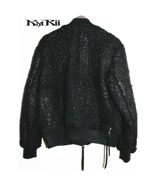 KMRii（ケムリ）の「KMRii ・ケムリ・Coating Boa ・コーティングボア