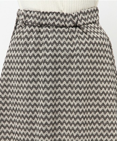 archives（アルシーヴ）の「幾何学柄ジャガードスカート（スカート・レディース・ブラック/ブラウン/ネイビー・MEDIUM）」の8枚目の写真