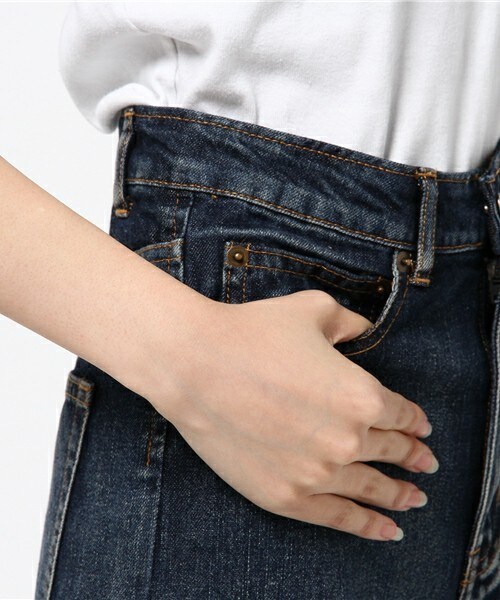 archives（アルシーヴ）の「ワイドデニムパンツ（デニムパンツ・レディース・ネイビー/ロイヤルブルー・SMALL/MEDIUM）」の8枚目の写真