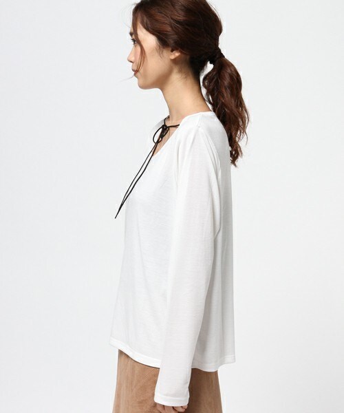 archives（アルシーヴ）の「チョーカー付プルオーバー（Tシャツ/カットソー・レディース・オフホワイト/ブラック/グレー・MEDIUM）」の5枚目の写真