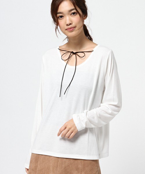 archives（アルシーヴ）の「チョーカー付プルオーバー（Tシャツ/カットソー・レディース・オフホワイト/ブラック/グレー・MEDIUM）」の2枚目の写真