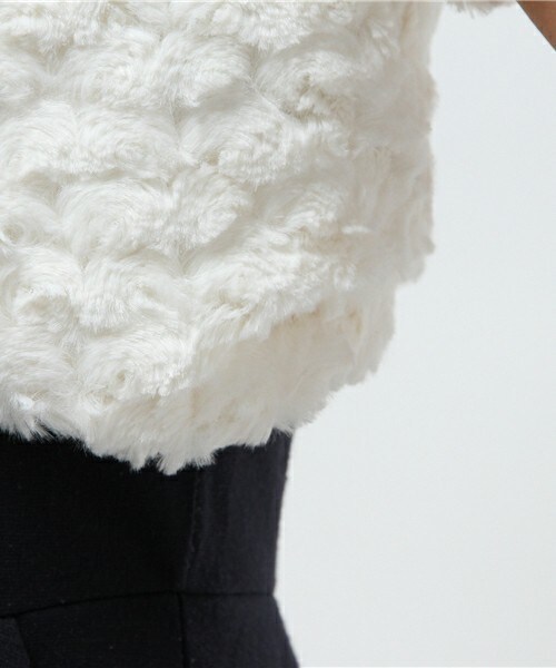 INTERPLANET WINGS（インタープラネットウィング）の「フェイクファーボレロ（その他アウター・レディース・オフホワイト/ブラック/グレー・FREE）」の8枚目の写真