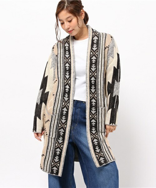 Auntie Rosa Holiday（アンティローザホリデー）の「【Holiday】オルテガロングニットカーディガン（カーディガン/ボレロ・レディース・ホワイト/ブラック/グレー/ベージュ/レッド・FREE）」の3枚目の写真