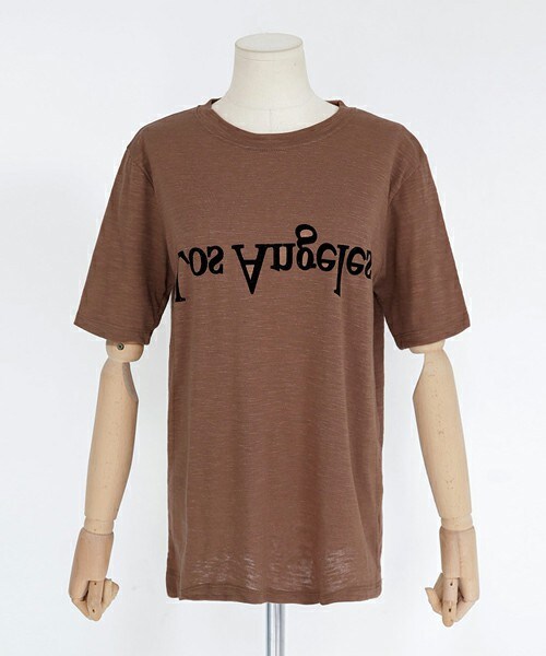 DHOLIC（ディーホリック）の「Los AngelesロゴTシャツ（Tシャツ/カットソー・レディース・アイボリー/グレー/ダークベージュ・FREE）」の3枚目の写真