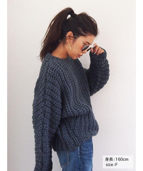 Ungrid（アングリッド）の「片畦ルーズハンドニット（トップス・レディース・オフホワイト/ボルドー/ネイビー・F）」の4枚目の写真