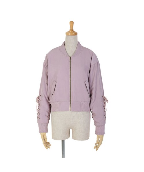 F i.n.t（フィント）の「袖レースアップMA-1/F i.n.t（ブルゾン・レディース・その他）」の3枚目の写真